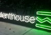 talenthouse_neon_logo