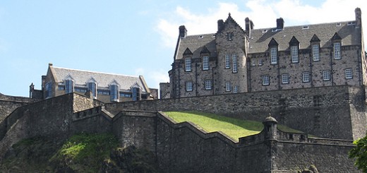 edinburgh castle 520x245 Blipfoto secures $485k total investment and gains tech pioneer Ian Ritchie as chairman 